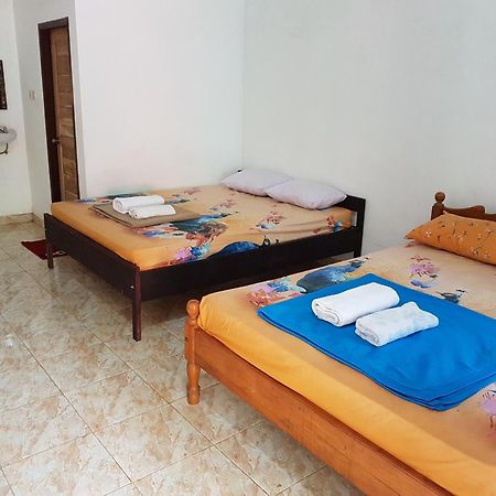 Red Island Bungalows Pasanggaran Room photo